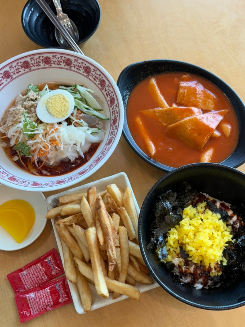 서울 가볼만한곳 용산 국립중앙박물관 식당 푸드코트, 물품보관소, 기념품샵 굿즈샵 꿀팁 총....