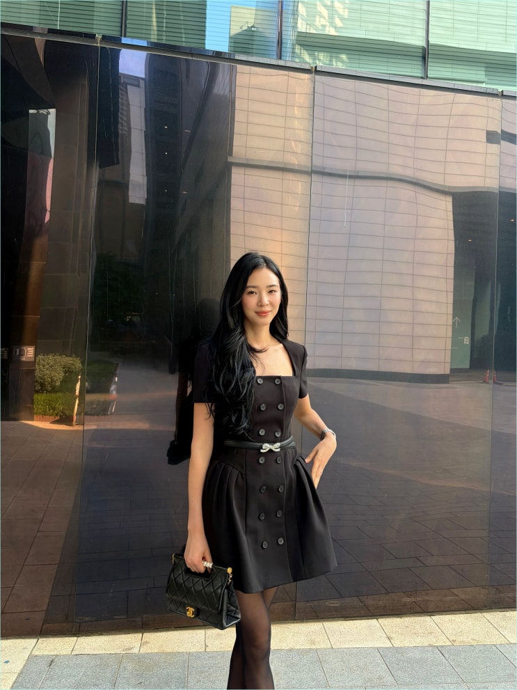 결혼 1주년 모델 아이린 근황, 샤넬 탑핸들에 하이힐 포기한 진짜 이유