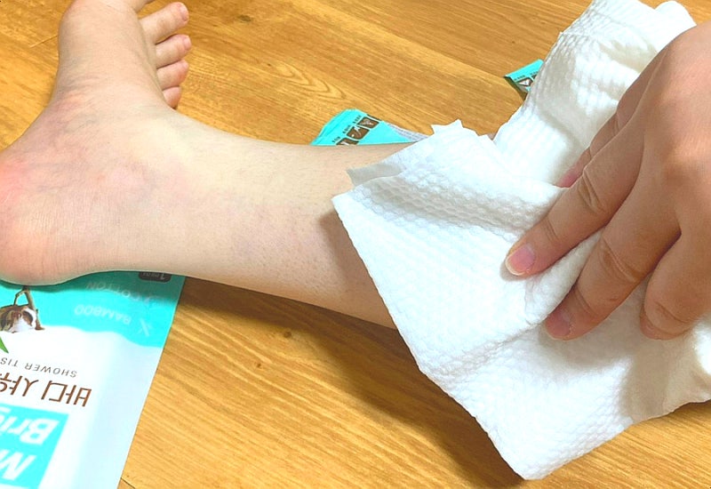 샤워 못하는 상황에서 이거 하나면 끝 ! 바디 샤워티슈 후기