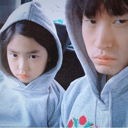 "스탠퍼드 천재 아빠 유전자 그대로" 타블로 딸 하루, 16세에 벌써 미국 명문대 입시 준비 소....