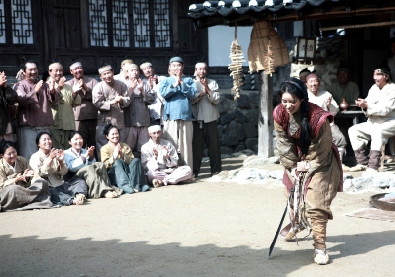 The True Artistry and Passionate Performances of the Actors, Overshadowed by Lim Ji-yeon and Lee Yoo-young's Exposure. Movie 'The Treacherous' Info, Plot, and Ending.