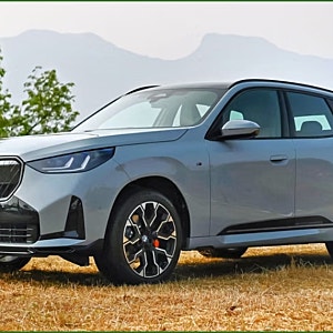 BMW X3, 20d와 30 xDrive 중 어떤 선택이 더 현실적일까?