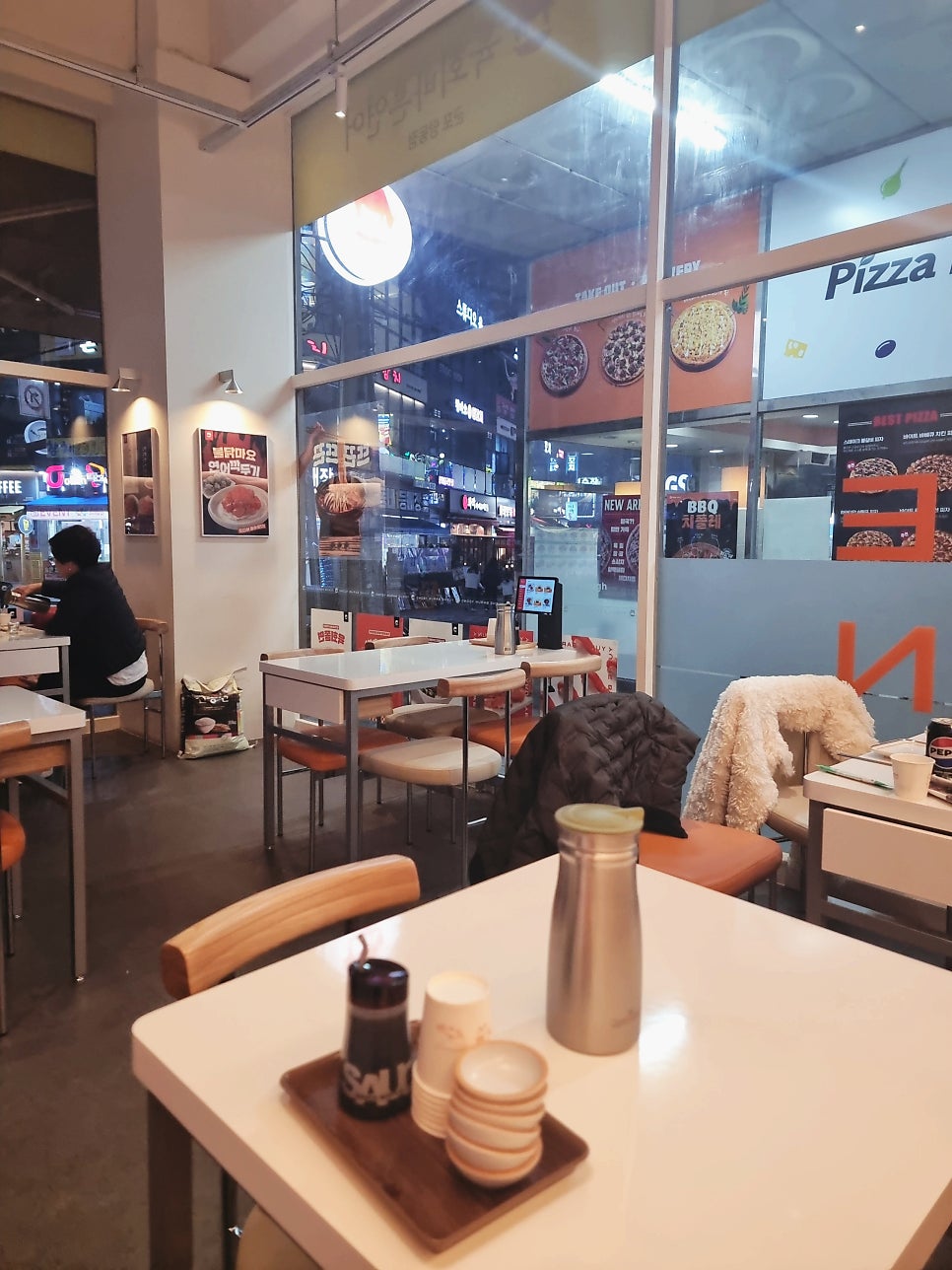 육회바른연어 군포당정점 사진 6