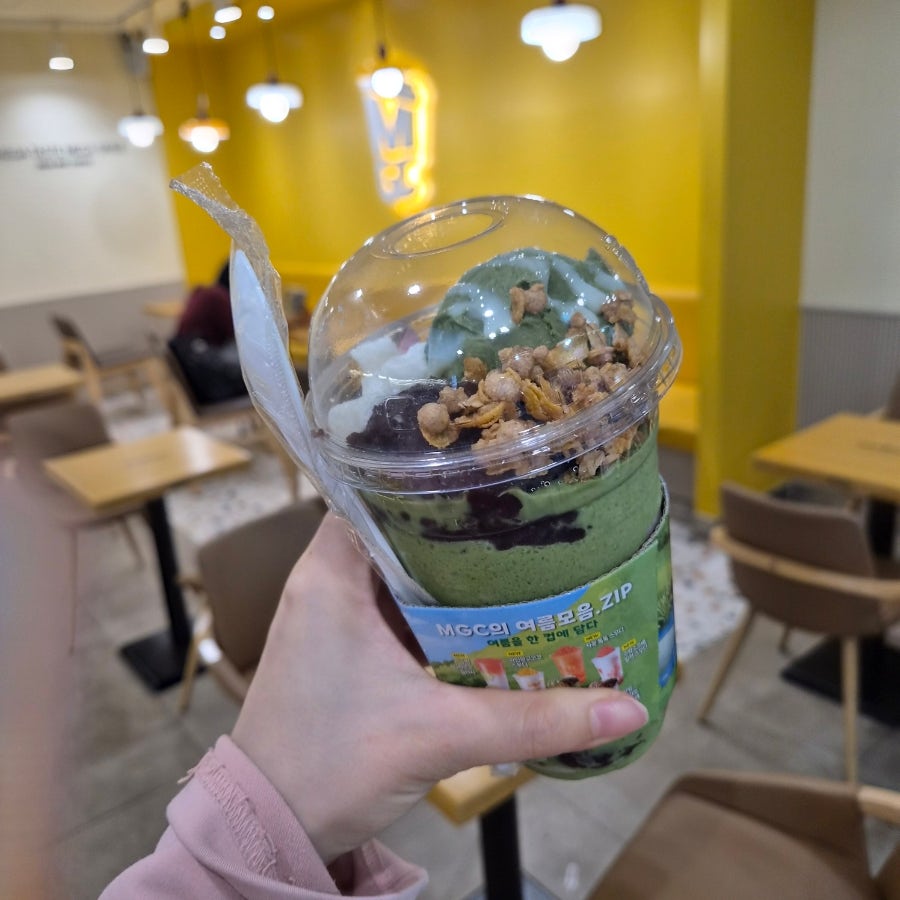 메가MGC커피 평택평일초사거리점 사진 5