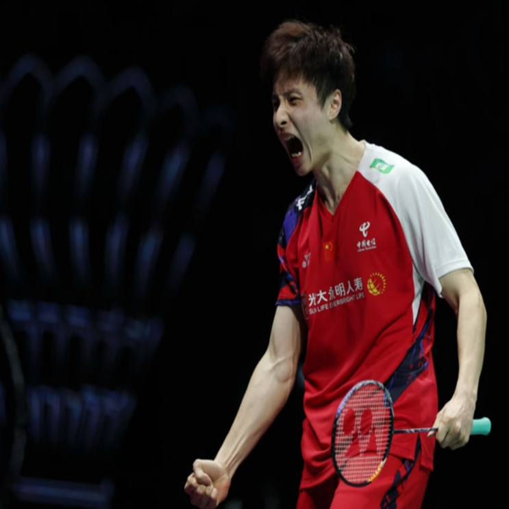 배드민턴 단식 최강 중국 스위치가 위험하다!! BWF 싱가포르오픈 16강에서 인도네시아 파르한에 패배하며 탈락!! 올시즌 1승에 그치며 부상과 컨디션 난조 탓에 1위자리도 위태롭다