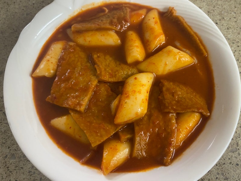 초간단 국물 떡볶이 레시피 / 먹고 남은 소스로 라볶이 만들기