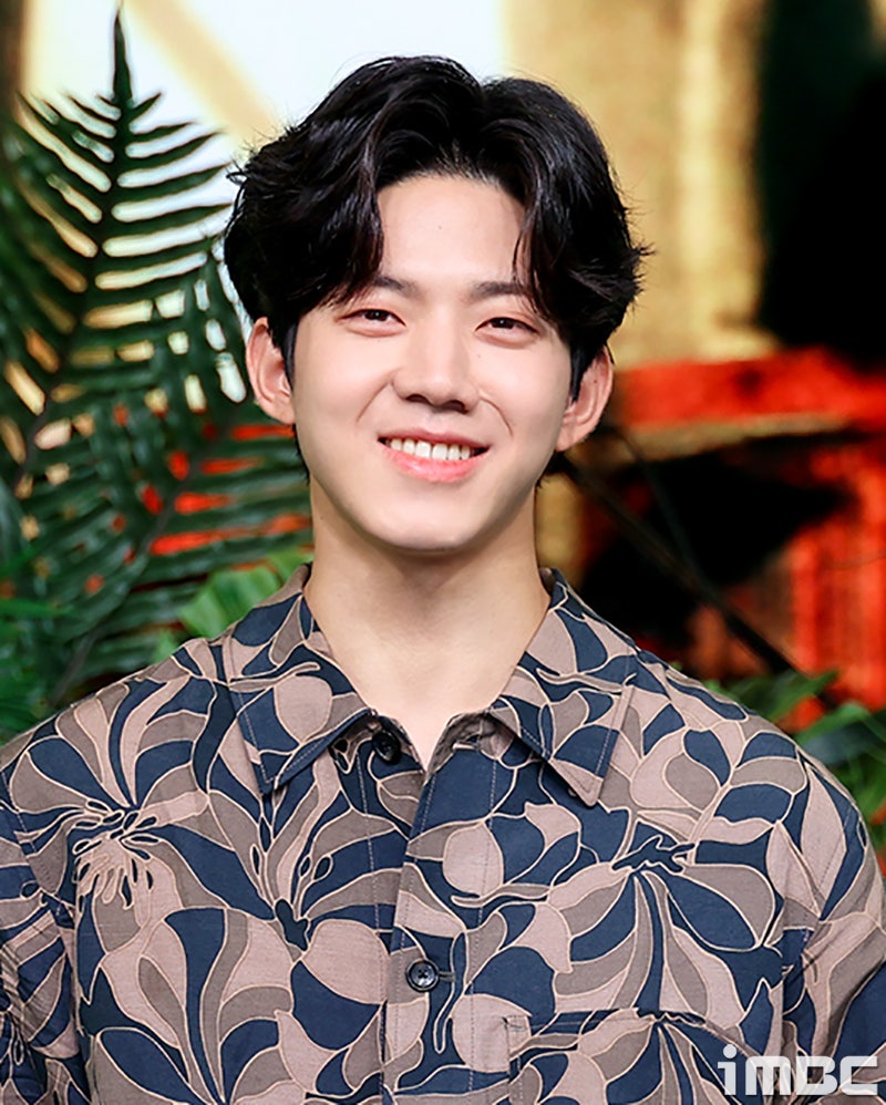 "고작 3개월 연습하고 데뷔?" 데이식스 도운 프로필 나이 본명 학력 고향 키 가족 결혼 이상형....