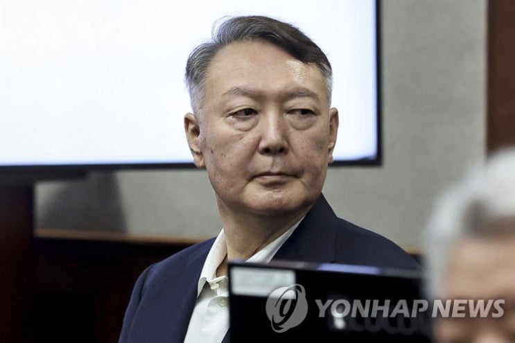 <b>윤석열</b> 전 대통령 <b>위증</b> 혐의 무죄…<b>재판</b>부 “기억과 다른 허위 진술....