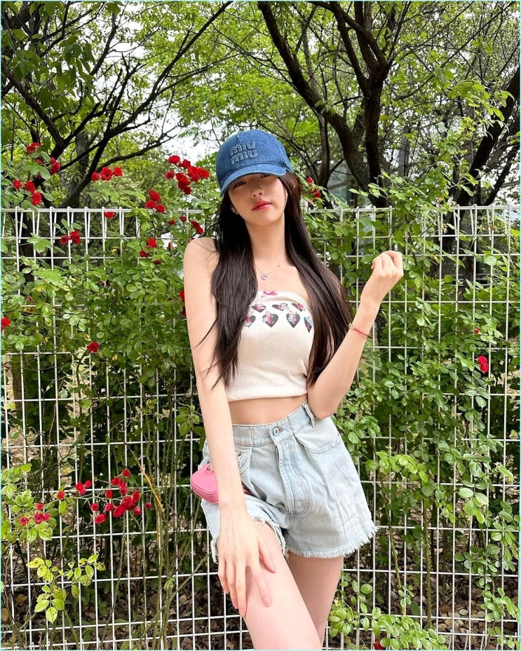  장원영 카즈하 픽! 실패 제로 튜브탑 청바지 코디 공식