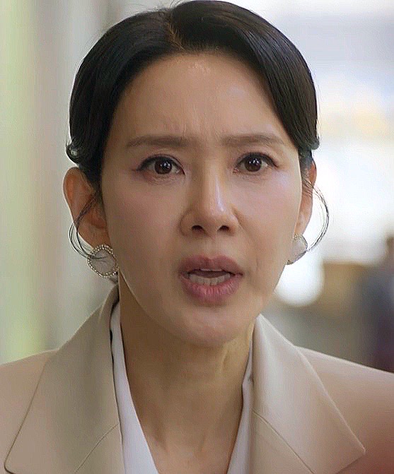 뺨·발키스 "결국 그대로 돌려받은 처절한 인과응보"(<b>첫번째남자</b>)