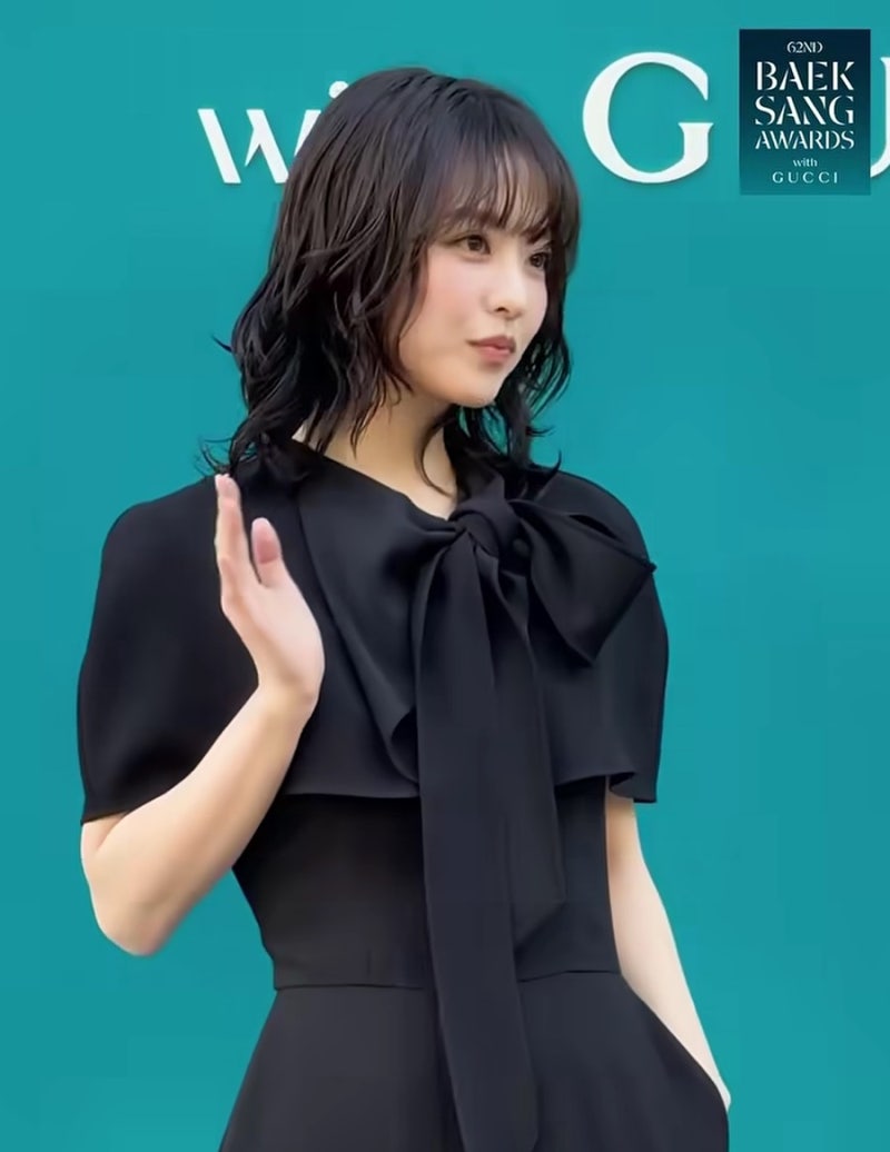 여우주연상 받은 여배우 중단발펌 화제