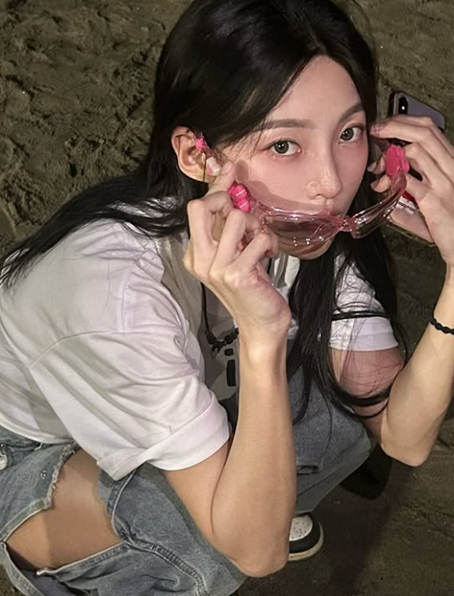 “성형 아니라더니…? 김민지 충격 고백! ‘치아 8개 발치 + 4년 교정’으로 얼굴이 이렇게 바....