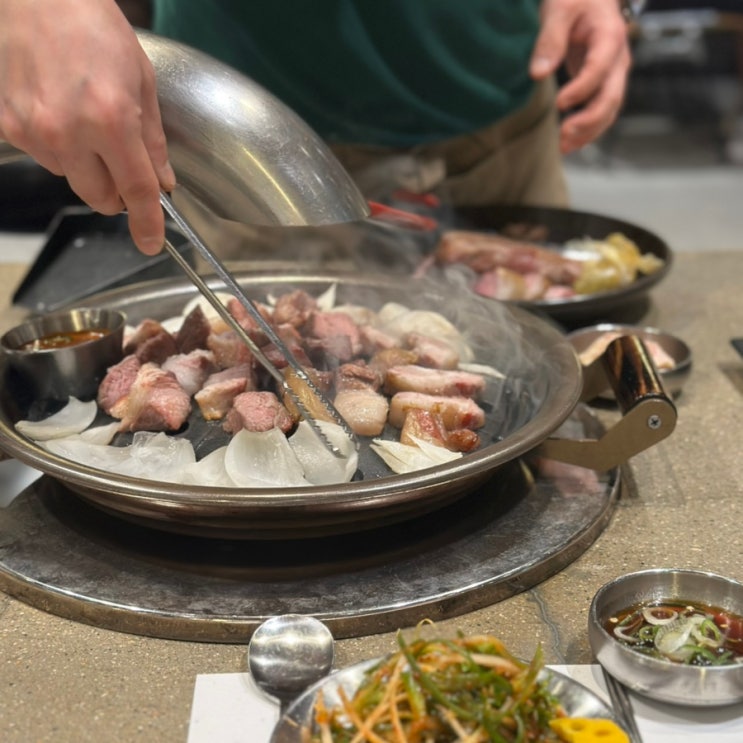  제주도여행 제주돼지 먹으러 보름숲 서귀포중문점 보름 숙성 SET 3인 삼겹살 목살 어깨갈비살 리뷰.
