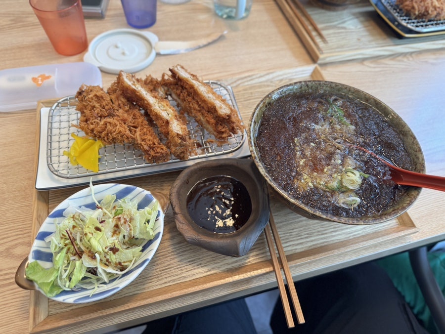 영배의식탁 사진 1