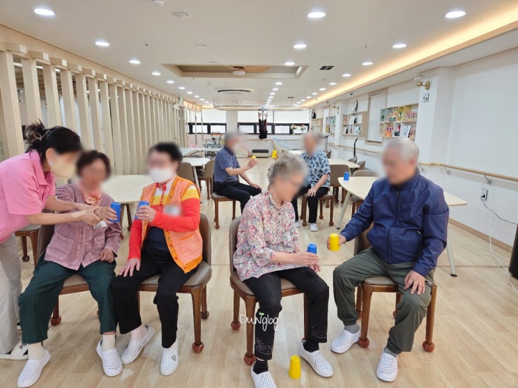  울산노인주간보호센터 고민된다면 재활케어 가능한 소중한노인복지센터