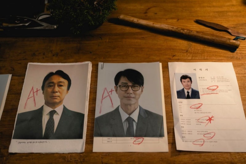 영화 어쩔수가없다 결말포함 리뷰-취업이 이렇게나 어렵다