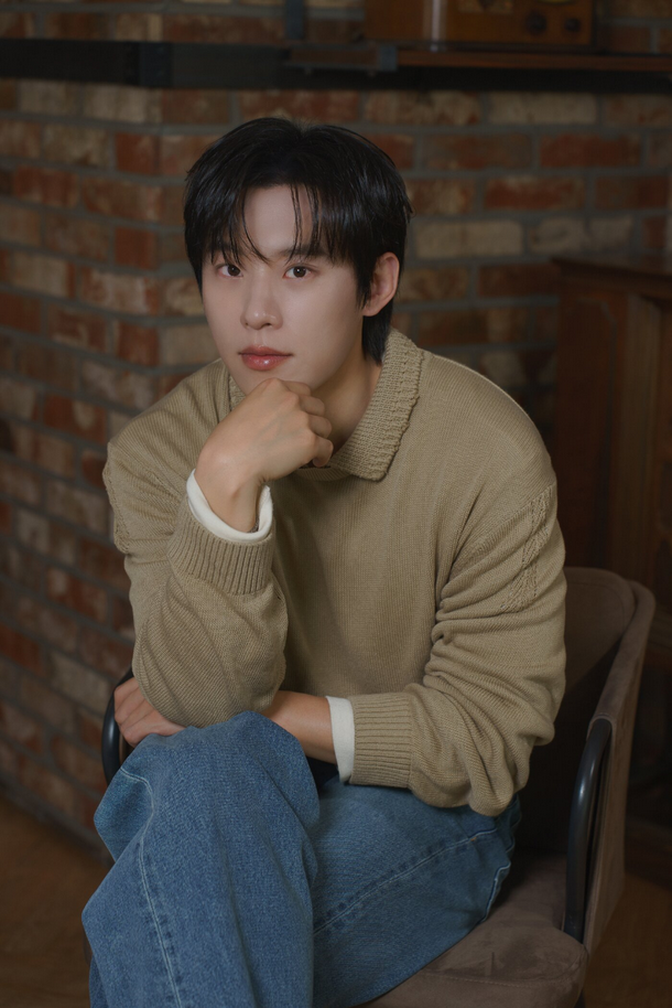 김성철, 서른여섯에 왜 국민 남동생 됐나… 골드랜드 우기 반응 보니