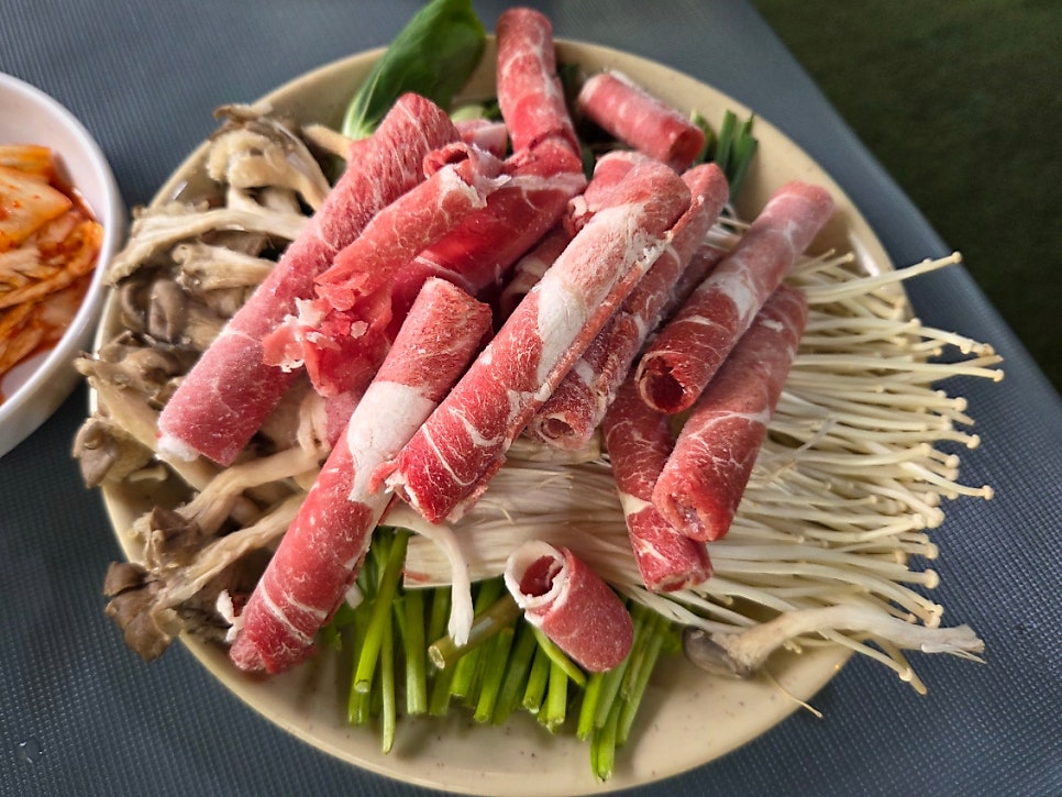 산촌버섯매운탕 사진 1
