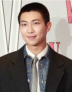  "진 형이 전역했을 즈음…" 방탄소년단 멤버들이 한자리에 모여 눈물 쏟은 까닭