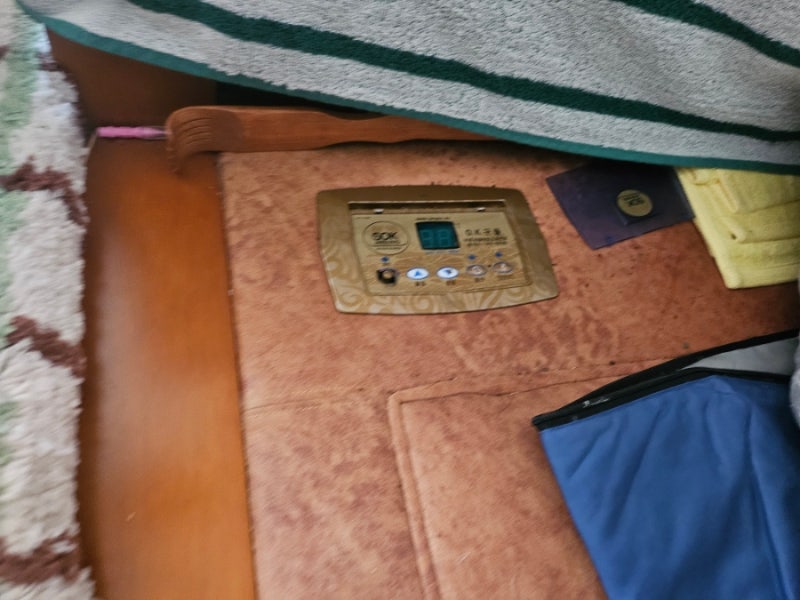 “전원을 켜자마자 차단기가 내려갔습니다” 창원 · 마산 O.K구돌 흙침대 온도조절기 고장 ....
