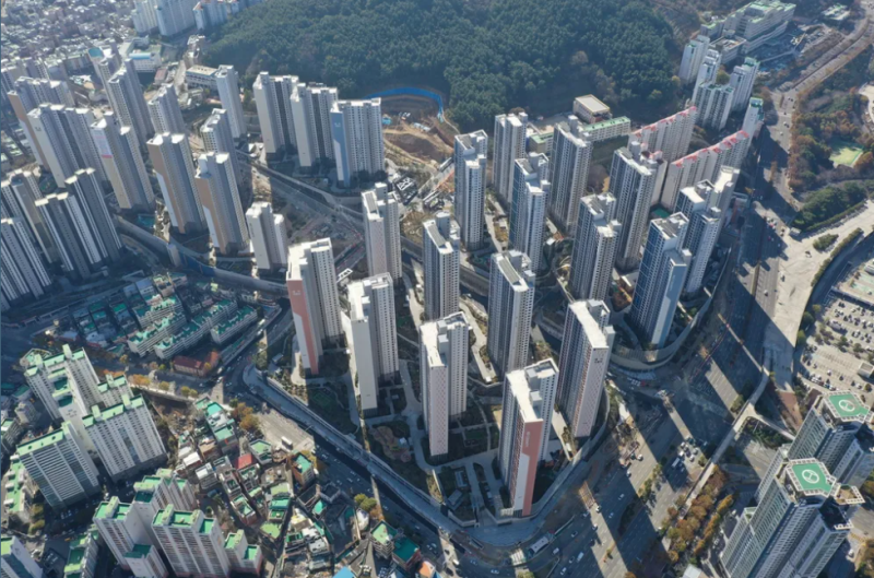 Busan's 'Lotto Subscription' Returns: Leicounty in Yeonje-gu, Illegal Activity and Resupply Summary