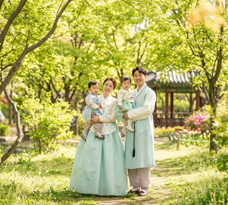  셀프 돌잔치 준비에서 가장 중요한 돌잔치 가족 의상은 한복!!