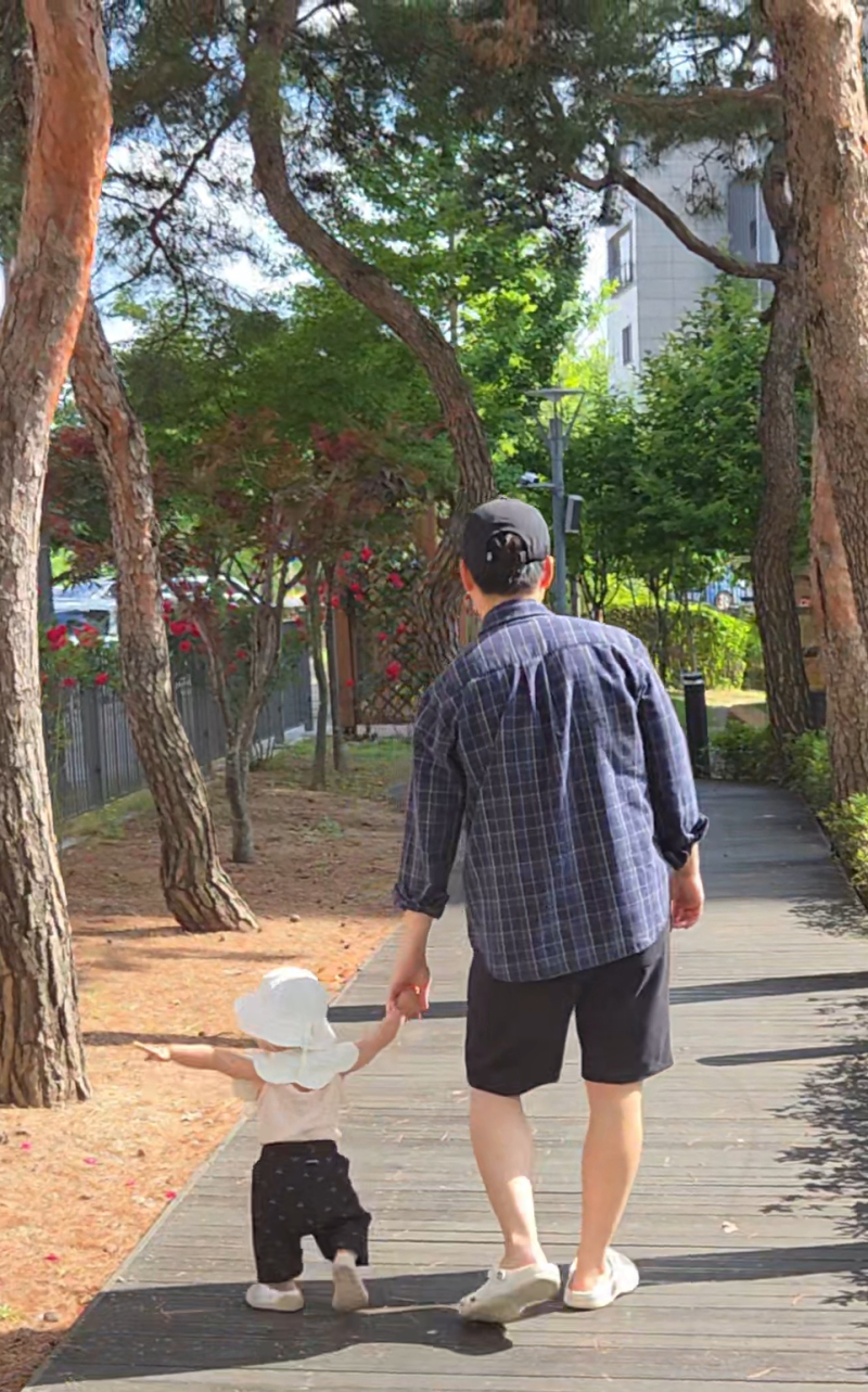 11개월 아기의 걷기 기록(아기 신발 4종 비교후기)_올드솔, 아띠빠스, 밍크뮤, 크록스