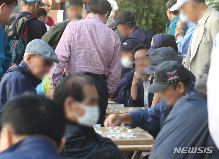  월 60만원대 국민연금으론 실버타운 입주 '막막'