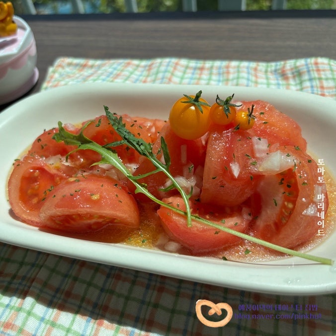큰 토마토 마리네이드 만들기, 여름 제철 요리로 딱! 완숙토마토 절임 간단 샐러드 레시피 보....