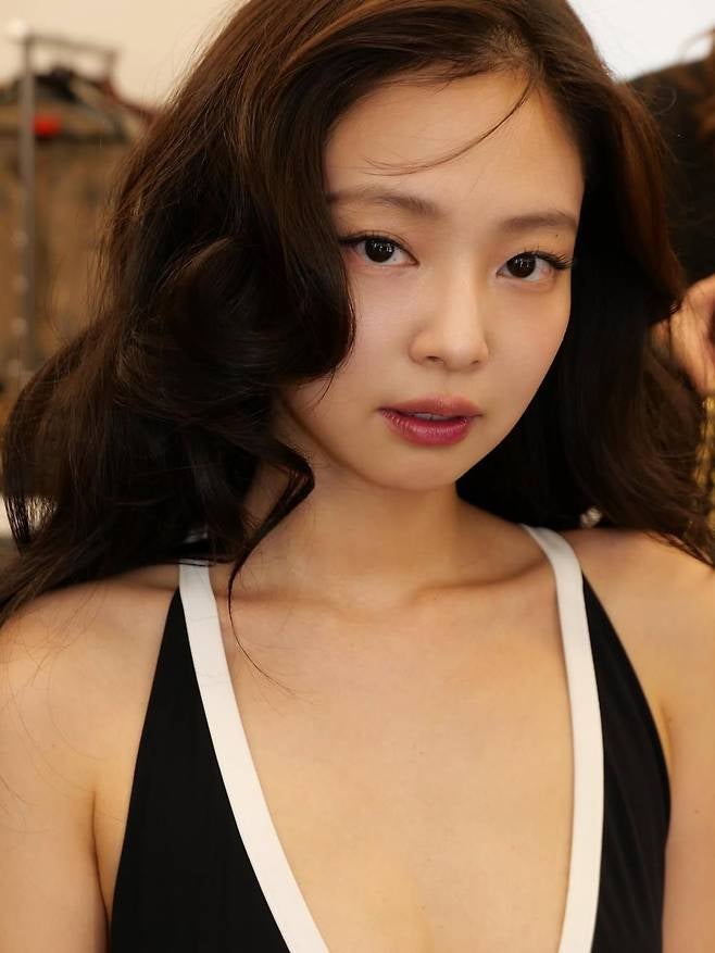 💄 제니 이번 샤넬쇼 립 뭐 발랐지? 가장 많이 언급되는 조합! 루쥬 코코 플래시