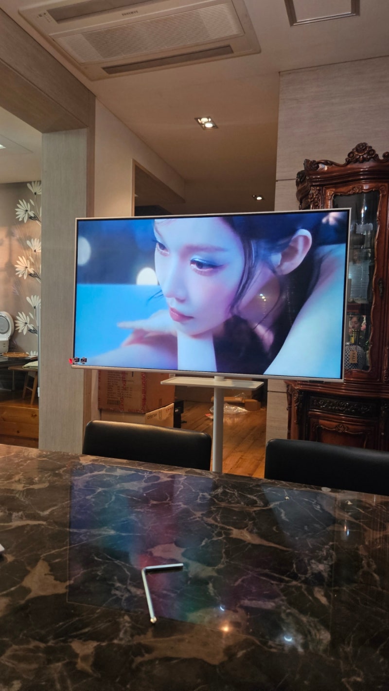 삼성 무빙스타일 M7 43인치 후기, LG 스탠바이미 대신 선택한 이유