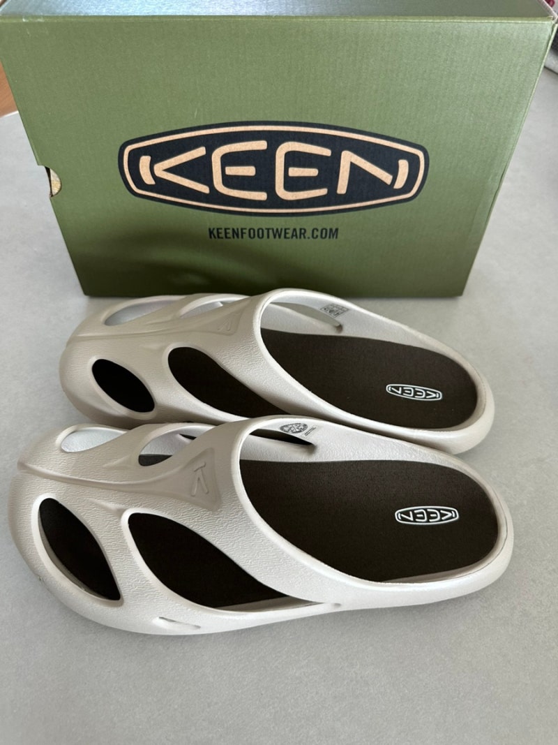 [킨] 일상,캠핑용 남자슬리퍼 추천! KEEN 샨티 베이지 남성 슬리퍼 290사이즈 보름사용기 솔직....