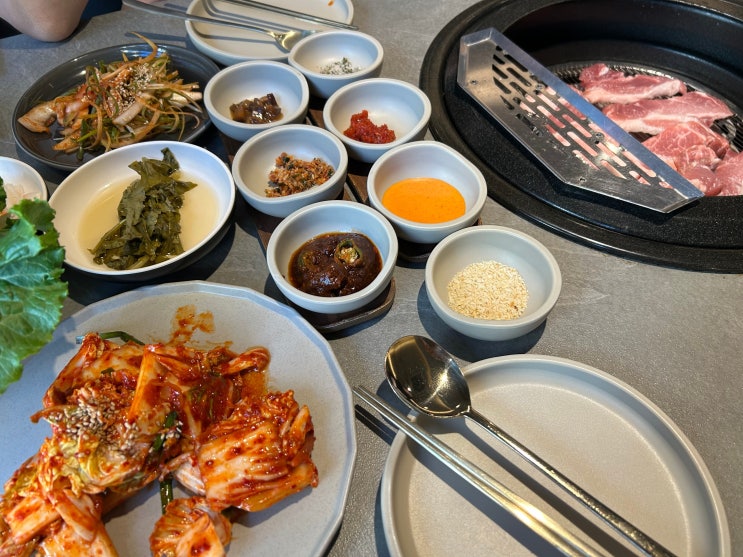 DDP 인근 맛집, 직접 구워주는 육즙 가득 고기맛집 추천<육즙관리소 더룸 을지로>