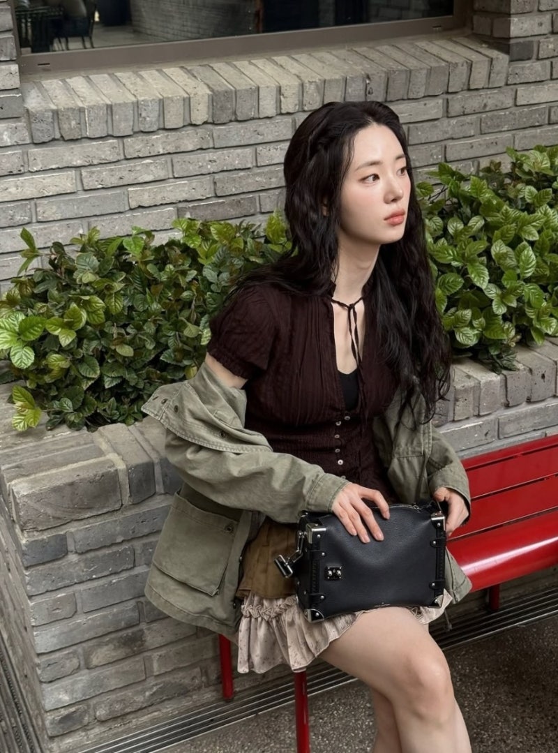 루이비통으로 오해받은 신시아 자라 블라우스(!)