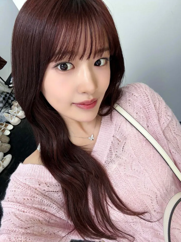 [아이브 안유진 프로필] 나이, 키, 학력부터 고향까지! 4세대 올라운더의 모든 것