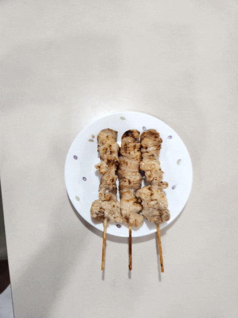 노브랜드 닭꼬치 솔직후기, 냉동식품인데 숯불향이 미쳤다 (재구매 10번 이상)