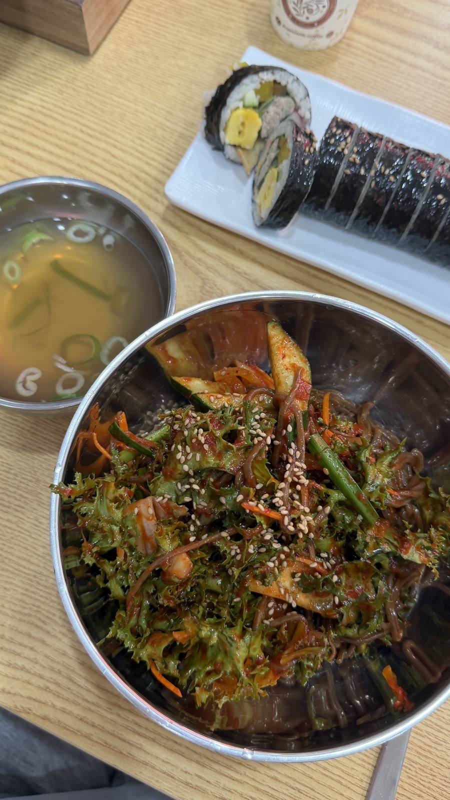 Keunjipmyeolchiguksu Yatapjeom photo 5