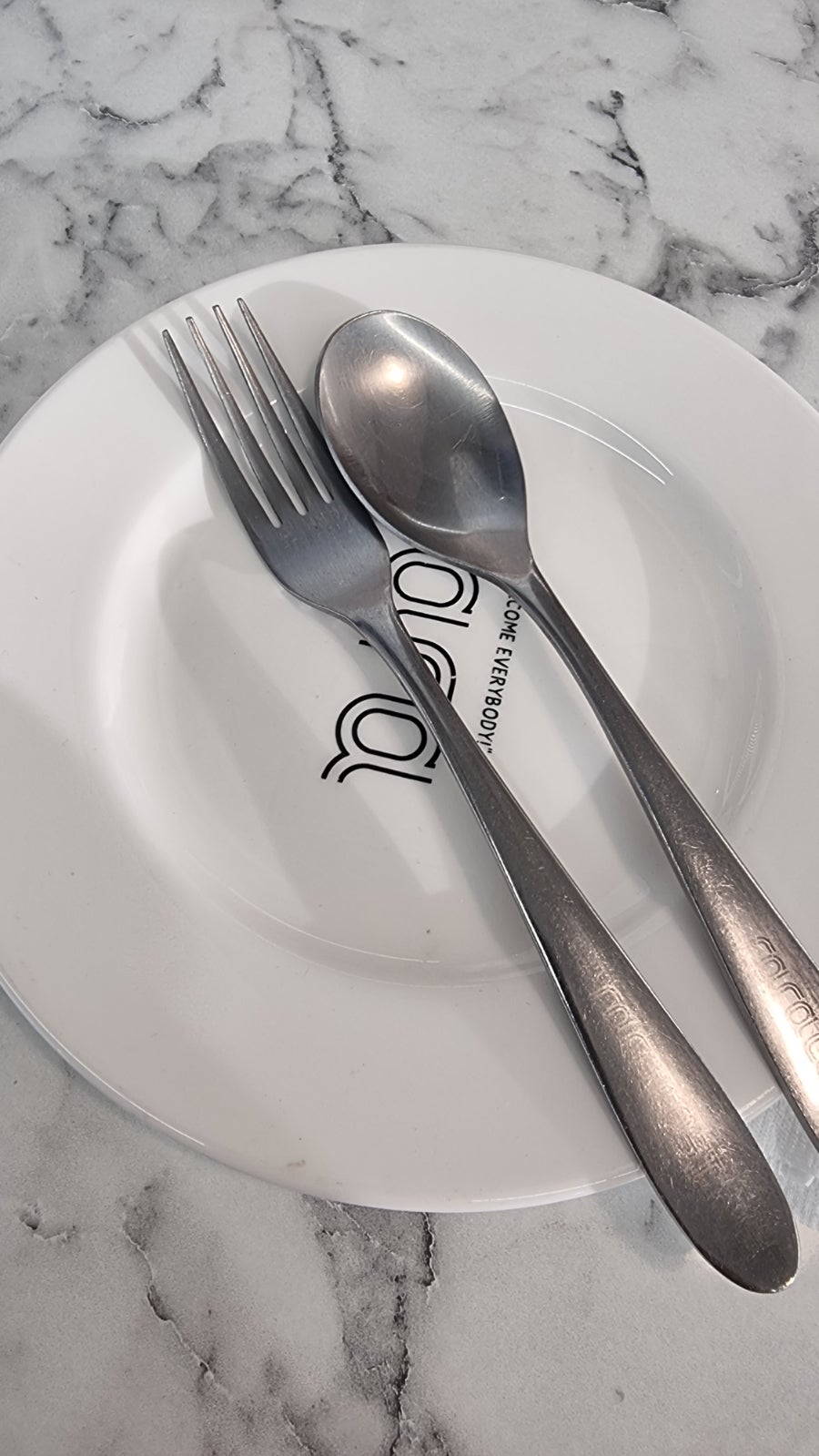 라라코스트 울산명촌점 사진 2