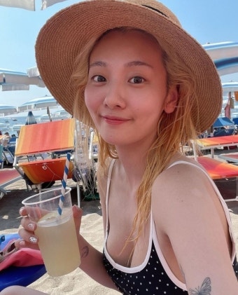 "혼자인데 왜 아직도 볼빨간사춘기?" 안지영 향한 논란, 사실 알고 보면 의외다