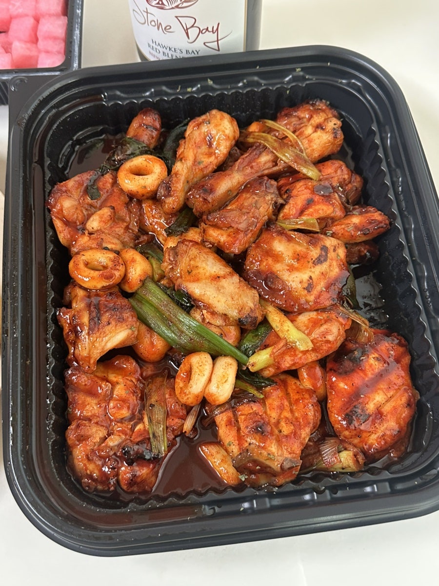 기영이숯불두마리치킨 수원금곡점 사진 4