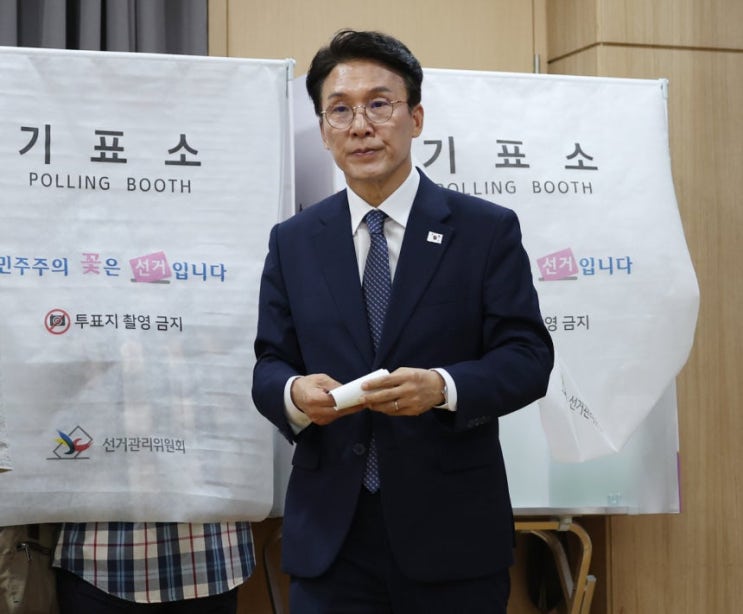 위해 이달말 사임설…정성호·강훈식·<b>홍준표</b>등 차기 총리 하마평