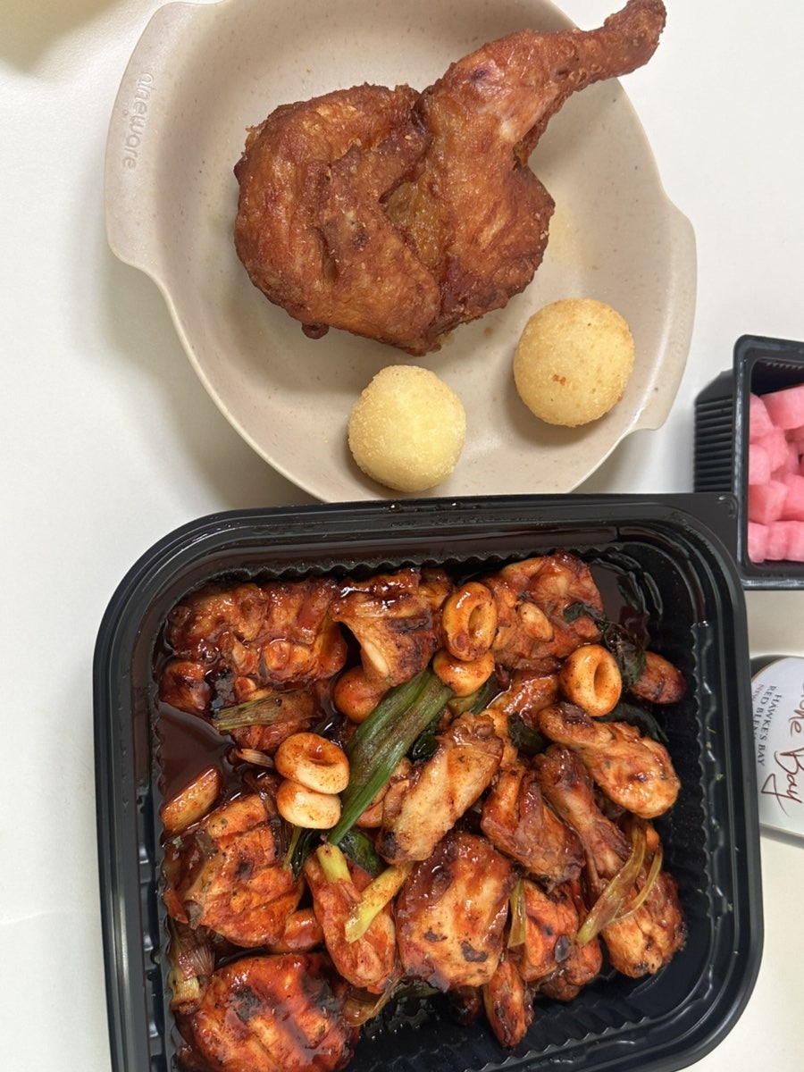 기영이숯불두마리치킨 수원금곡점 사진 1