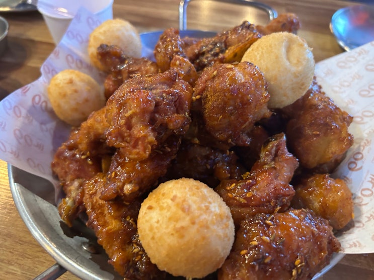  전국 1위 매장의 품격, 맛도 서비스도 끝내주는 치킨 맛집 <60계치킨 서울제기동역점> with 쯔란치킨