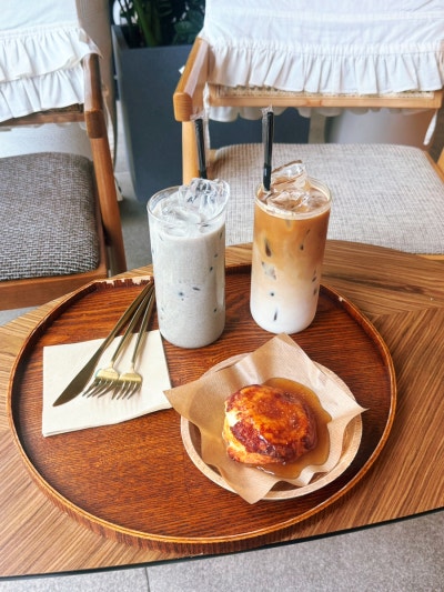 [광명역 카페] 찬란 │에그타르트 스콘 /일직동 디저트 맛집/ 주차장