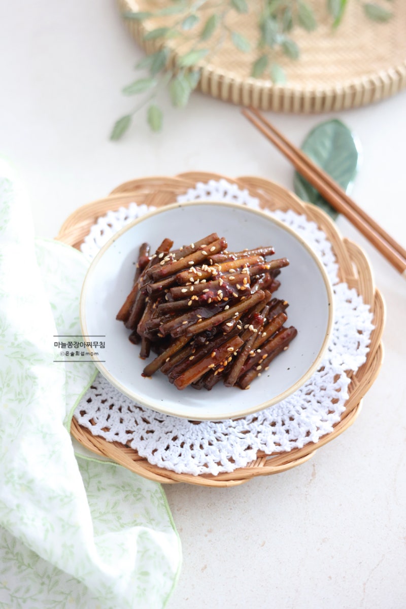 고추장 마늘쫑장아찌무침 삭힌 마늘쫑무침