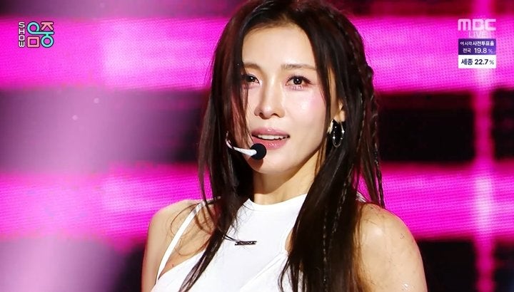 "역사라더니 역대급 무대였다고?" 하지원 홈런 23년만에 음방 컴백