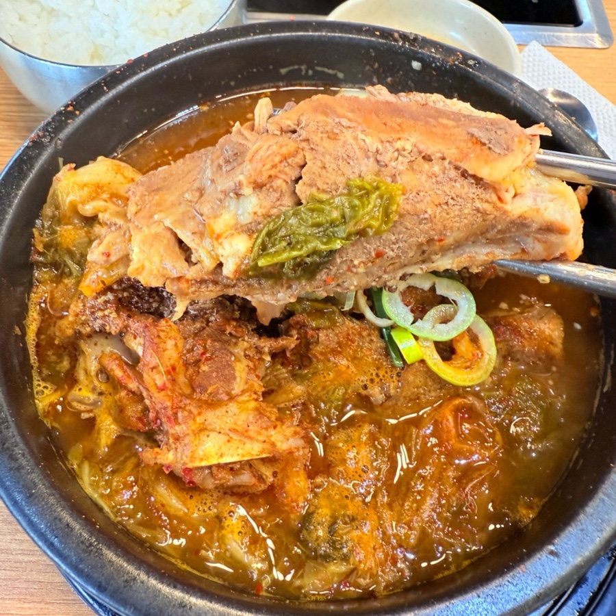 조마루감자탕 고강점 사진 1