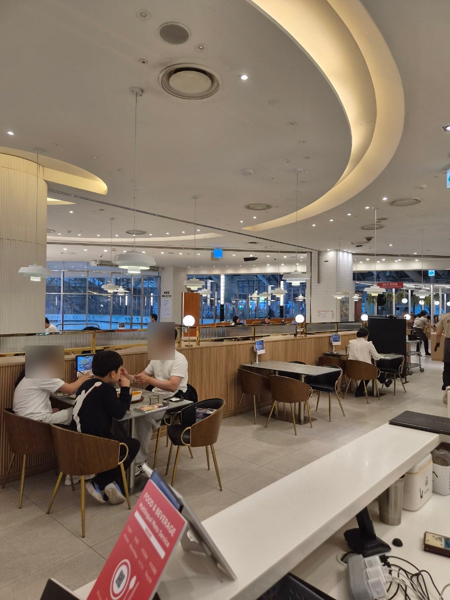 라라코스트 신세계 센텀시티점 사진 6