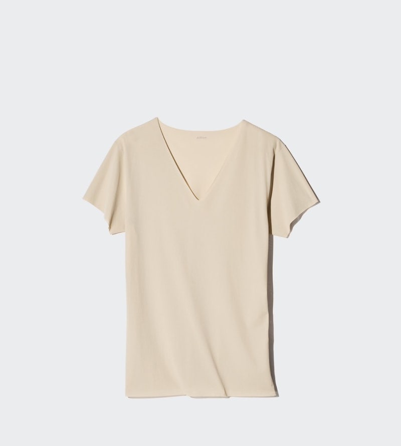 [ UNIQLO ], AIRism메쉬V넥T,유니클로 감사제 에어리즘 메쉬 V넥 반팔 후기(사이즈 추천부터 착용....