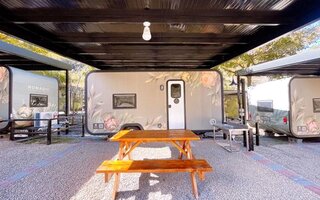  신주 젠스 석 메이 캠핑 리조트 - 감성 글램핑 카라반 숙박